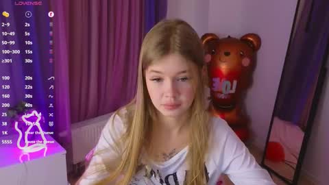 Rina online show from 03/04/26, 09:32