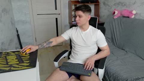 Snapshot of rik_and chatting on 03/28/26, 07:19 Rick online show from 03/28/26, 07:19