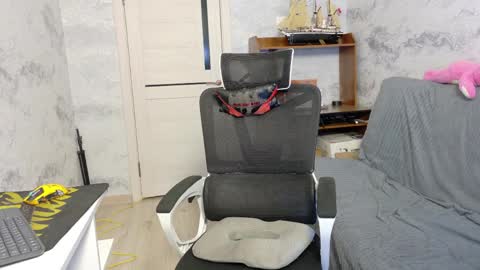 Snapshot of rik_and chatting on 04/01/26, 08:17 Rick online show from 04/01/26, 08:17