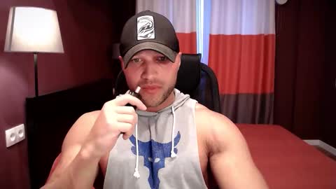 Snapshot of rikadler chatting on 11/07/25, 03:28 rikadler online show from 11/07/25, 03:28