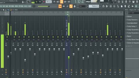 Snapshot of riki_lesensuel chatting on 11/01/25, 09:39 Riki online show from 11/01/25, 09:39