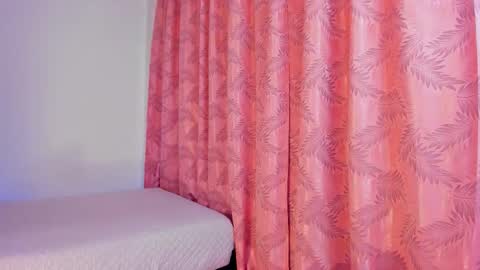 Riley online show from 11/18/25, 09:19