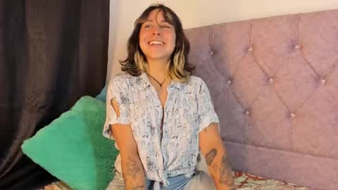 Riley online show from 02/03/25, 11:26