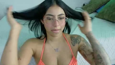 Riley scarlett online show from 11/19/25, 07:36