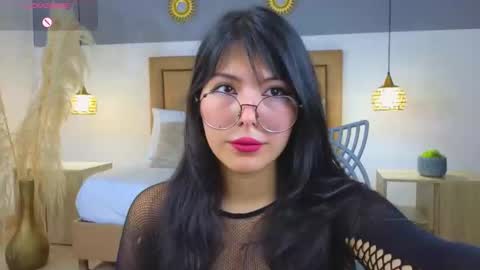 Snapshot of riley_sierra chatting on 12/10/24, 12:27 Riley Sierra online show from 12/10/24, 12:27