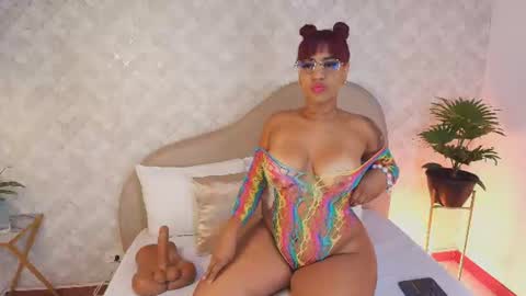 Snapshot of rileyallen01 chatting on 06/20/26, 03:37 Rilley Allen online show from 06/20/26, 03:37