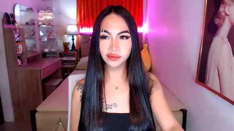 Snapshot of rileymillerx chatting on 01/07/25, 04:27 Riley online show from 01/07/25, 04:27