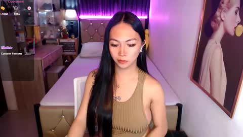 Snapshot of rileymillerx chatting on 01/22/25, 09:10 Riley online show from 01/22/25, 09:10