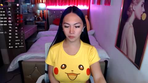 Snapshot of rileymillerx chatting on 03/01/25, 12:23 Riley online show from 03/01/25, 12:23