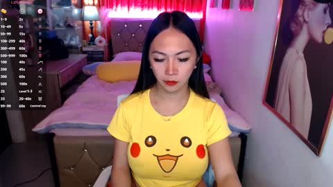 Snapshot of rileymillerx chatting on 03/09/25, 04:49 Riley online show from 03/09/25, 04:49