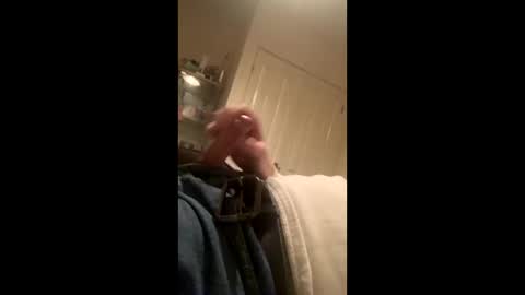 rimzari136 online show from 12/22/25, 01:24