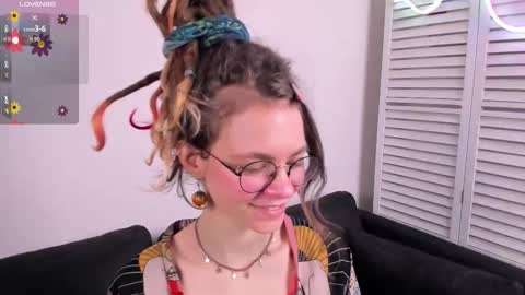 Rin  online show from 10/23/25, 07:07