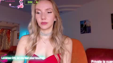 Snapshot of rina_asty chatting on 11/17/25, 06:57 Rina Asty online show from 11/17/25, 06:57