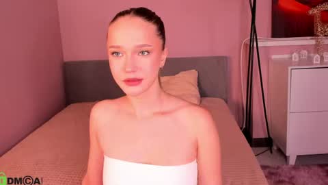 Snapshot of rina_balle chatting on 06/28/26, 04:18 Rina online show from 06/28/26, 04:18