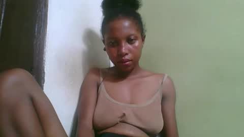 rinah654271 online show from 02/19/26, 04:58