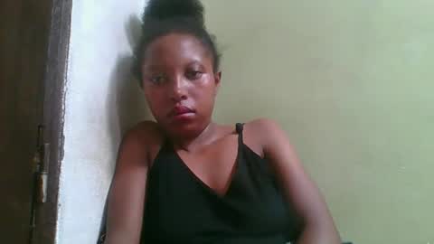 Snapshot of rinah654271 chatting on 04/18/26, 02:54 rinah654271 online show from 04/18/26, 02:54