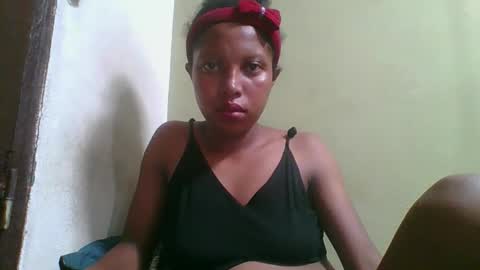 Snapshot of rinah654271 chatting on 04/19/26, 06:32 rinah654271 online show from 04/19/26, 06:32