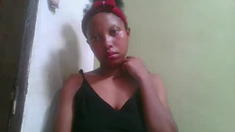 Snapshot of rinah654271 chatting on 04/20/26, 08:50 rinah654271 online show from 04/20/26, 08:50