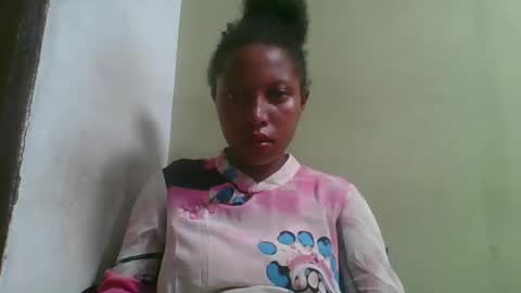 Snapshot of rinah654271 chatting on 04/22/26, 03:57 rinah654271 online show from 04/22/26, 03:57