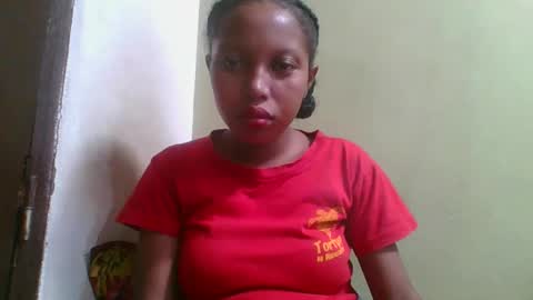 Snapshot of rinah654271 chatting on 04/29/26, 07:45 rinah654271 online show from 04/29/26, 07:45