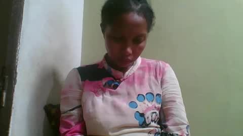 Snapshot of rinah654271 chatting on 05/05/26, 02:41 rinah654271 online show from 05/05/26, 02:41
