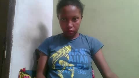 Snapshot of rinah654271 chatting on 05/11/26, 05:43 rinah654271 online show from 05/11/26, 05:43