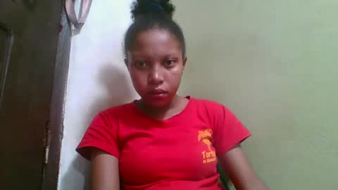 Snapshot of rinah654271 chatting on 05/21/26, 05:25 rinah654271 online show from 05/21/26, 05:25