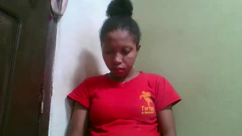 Snapshot of rinah654271 chatting on 05/23/26, 02:50 rinah654271 online show from 05/23/26, 02:50