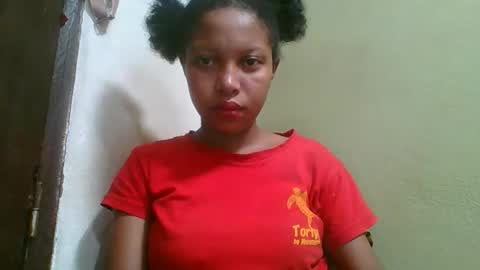 Snapshot of rinah654271 chatting on 05/26/26, 07:04 rinah654271 online show from 05/26/26, 07:04