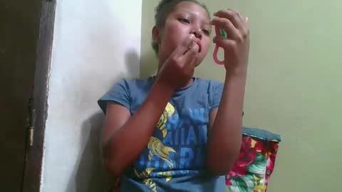 Snapshot of rinah654271 chatting on 05/28/26, 02:53 rinah654271 online show from 05/28/26, 02:53