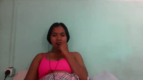 rinah856024 online show from 10/29/25, 07:21