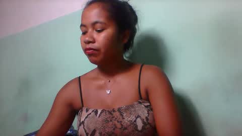 Snapshot of rinah856024 chatting on 03/20/26, 04:23 rinah856024 online show from 03/20/26, 04:23