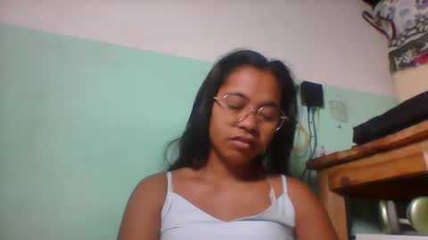 Snapshot of rinah856024 chatting on 04/15/26, 05:47 rinah856024 online show from 04/15/26, 05:47