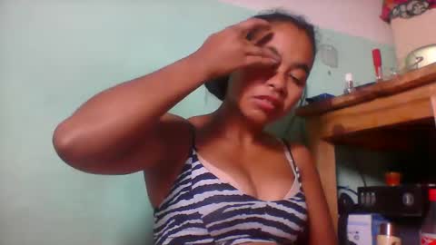 Snapshot of rinah856024 chatting on 04/19/26, 08:22 rinah856024 online show from 04/19/26, 08:22