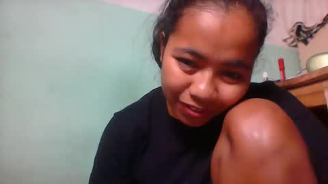 Snapshot of rinah856024 chatting on 04/20/26, 08:28 rinah856024 online show from 04/20/26, 08:28