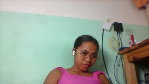 Snapshot of rinah856024 chatting on 05/13/26, 06:49 rinah856024 online show from 05/13/26, 06:49