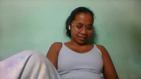 Snapshot of rinah856024 chatting on 05/22/26, 04:12 rinah856024 online show from 05/22/26, 04:12