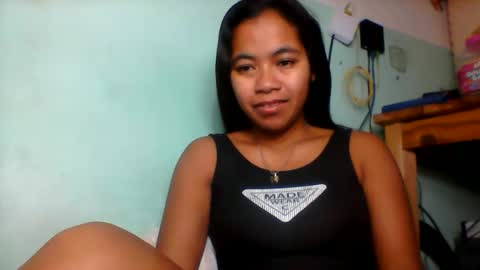 Snapshot of rinah856024 chatting on 06/08/26, 04:24 rinah856024 online show from 06/08/26, 04:24