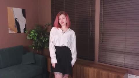 Rina online show from 11/11/25, 03:23