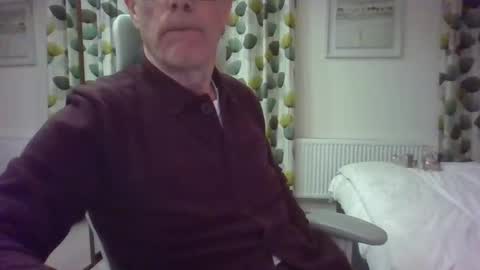 Snapshot of ringomar chatting on 11/30/25, 06:23 Rob online show from 11/30/25, 06:23