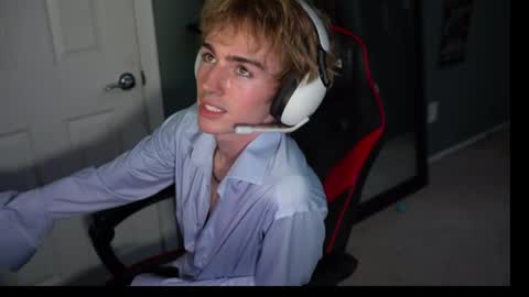 Snapshot of riotyson chatting on 05/05/26, 05:48 riotyson online show from 05/05/26, 05:48