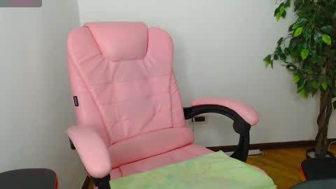 Ripe cherries online show from 10/20/25, 08:42