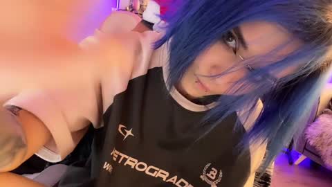 Snapshot of ripper_66 chatting on 12/24/24, 10:28   DianaBrite            fansl y online show from 12/24/24, 10:28