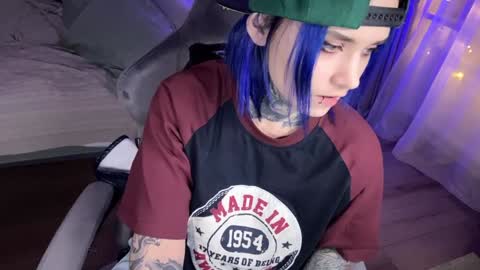 Snapshot of ripper_66 chatting on 01/18/25, 05:04   DianaBrite            fansl y online show from 01/18/25, 05:04