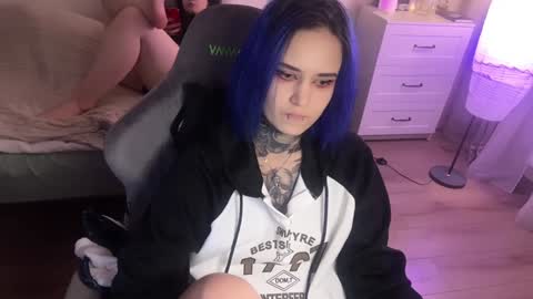 Snapshot of ripper_66 chatting on 01/23/25, 04:37   DianaBrite            fansl y online show from 01/23/25, 04:37