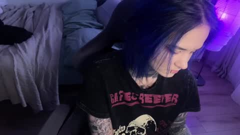 Snapshot of ripper_66 chatting on 02/01/25, 01:09   DianaBrite            fansl y online show from 02/01/25, 01:09