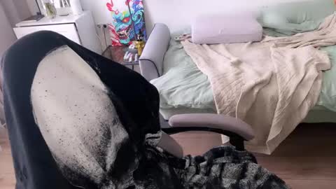 Snapshot of ripper_66 chatting on 02/15/25, 12:43   DianaBrite            fansl y online show from 02/15/25, 12:43