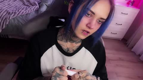 Snapshot of ripper_66 chatting on 03/08/25, 01:25   DianaBrite            fansl y online show from 03/08/25, 01:25