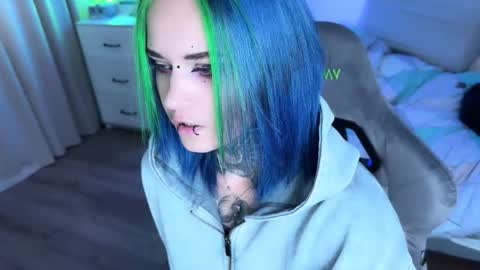 Snapshot of ripper_66 chatting on 09/15/25, 02:39   DianaBrite            fansl y online show from 09/15/25, 02:39