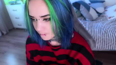 Snapshot of ripper_66 chatting on 09/26/25, 01:15   DianaBrite            fansl y online show from 09/26/25, 01:15